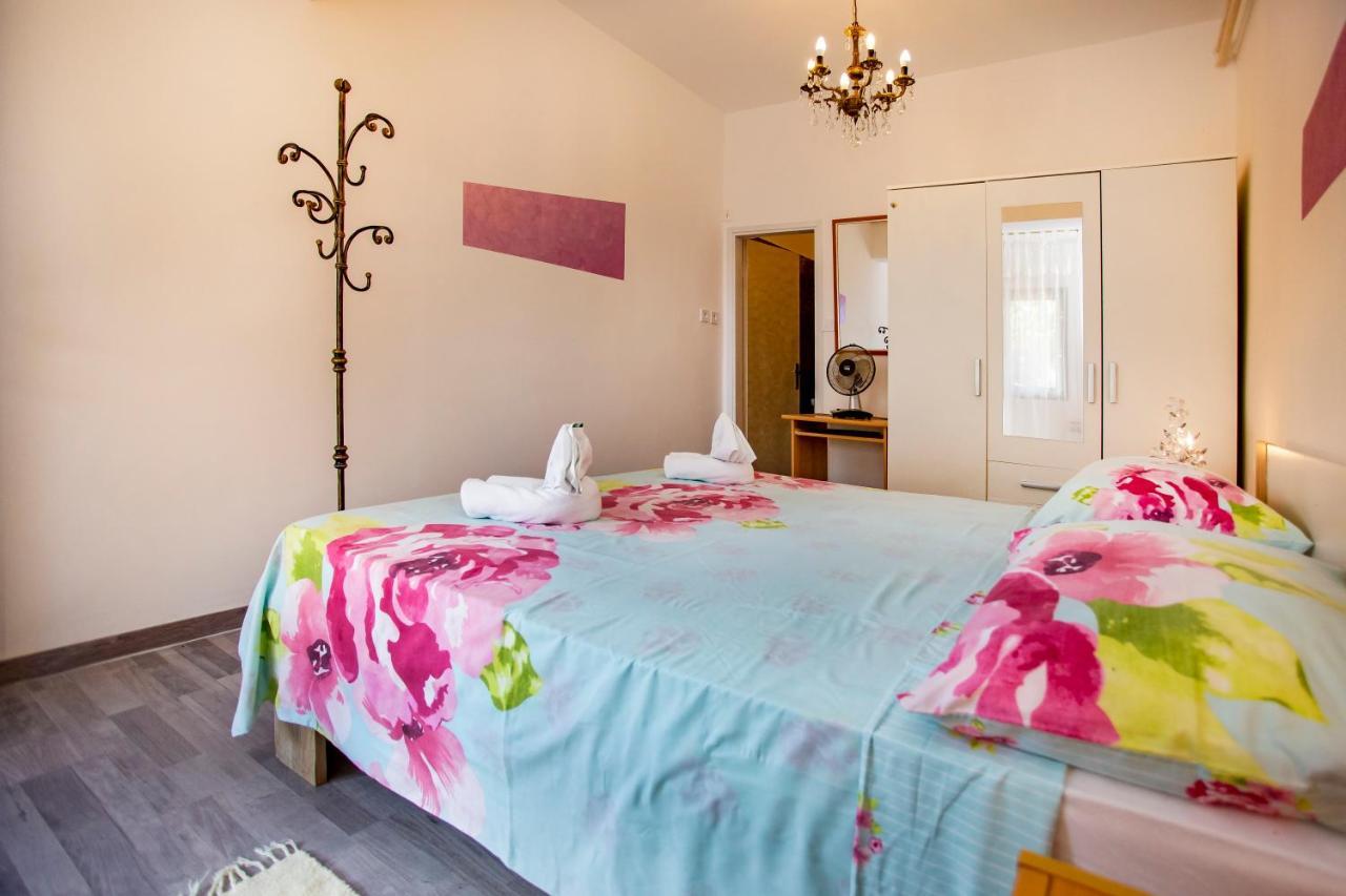 Apartmani Jurman Matohanci Екстериор снимка