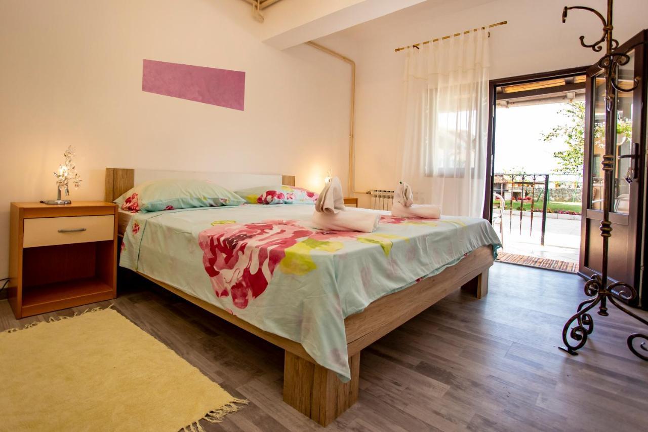 Apartmani Jurman Matohanci Екстериор снимка