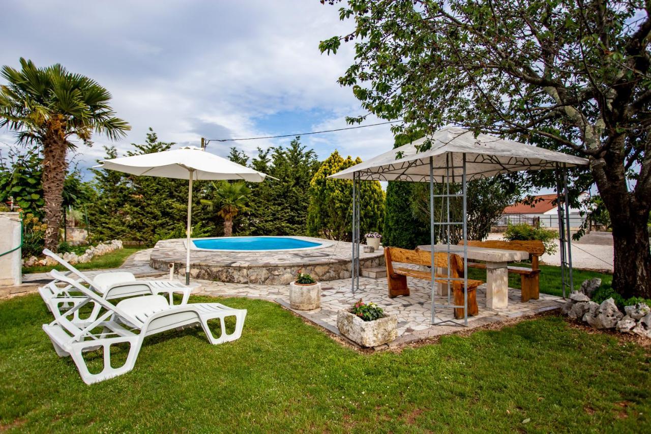 Apartmani Jurman Matohanci Екстериор снимка